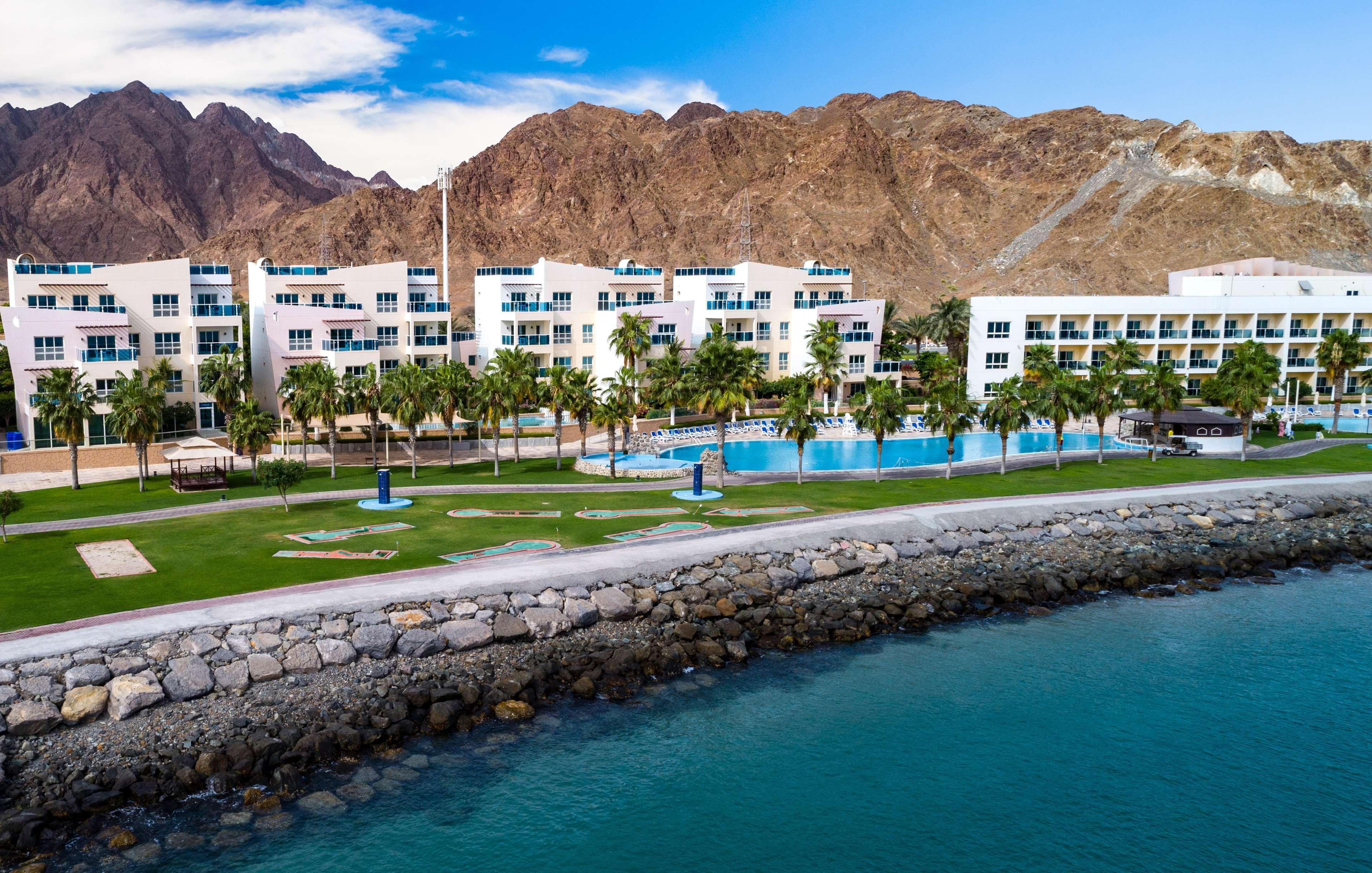 Курортный комплекс Radisson Blu Resort, 5*