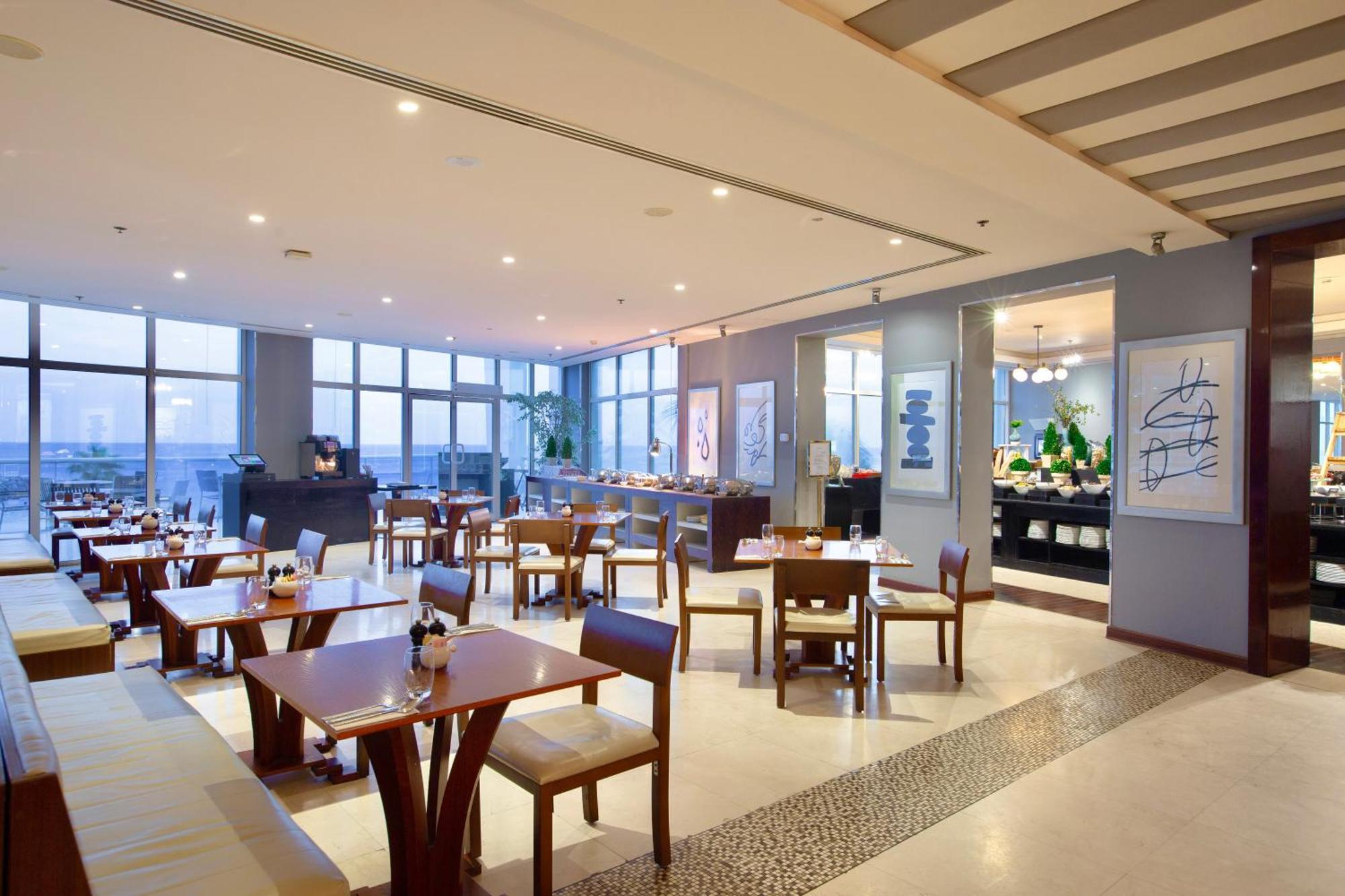 Radisson Blu Resort, Эль-Фуджайра