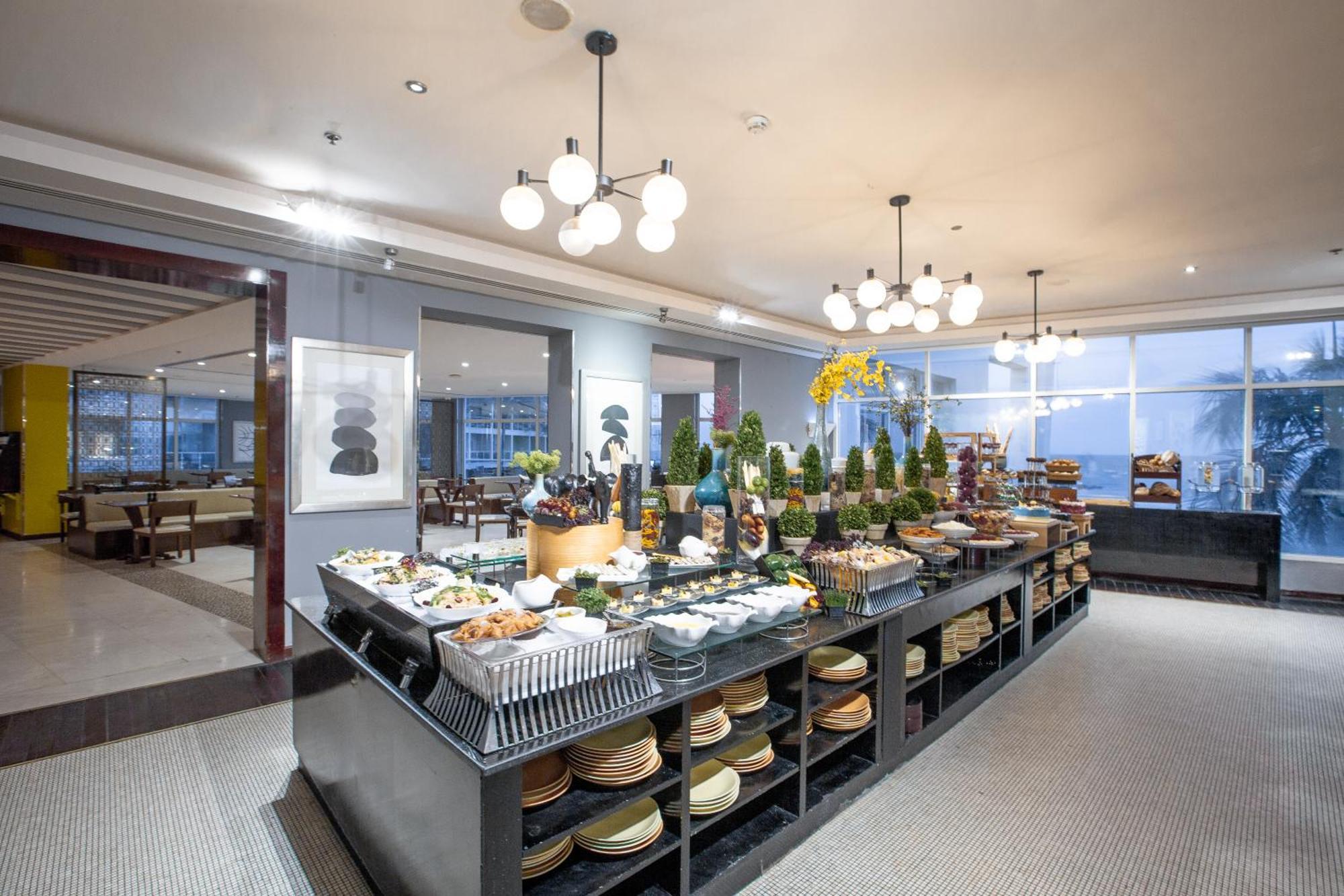 Radisson Blu Resort, 5* Эль-Фуджайра