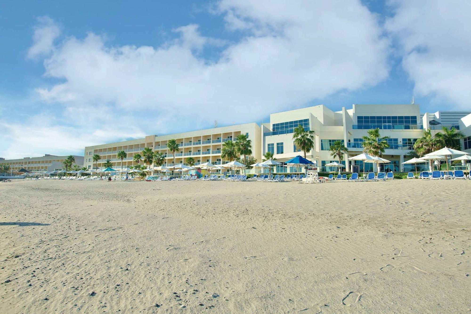 Radisson Blu Resort, 5* Эль-Фуджайра