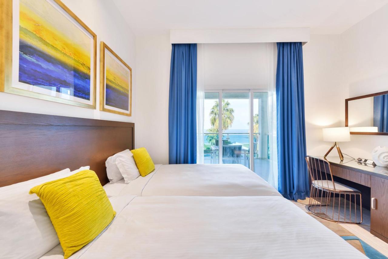 Radisson Blu Resort, 5*